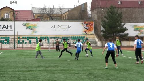 На стадионе Нарын-кала  состоялся футбольный турнир      